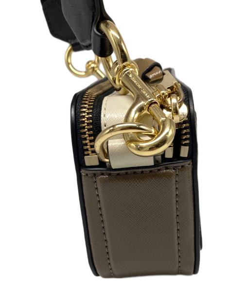 MARC JACOBS（マークジェイコブス）MARC JACOBS (マークジェイコブス) THE SNAPSHOT LEATHER CAMERA BAG サイズ:サイズ詳細参照の古着・服飾アイテム
