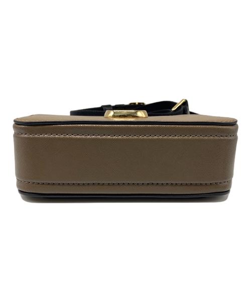 MARC JACOBS（マークジェイコブス）MARC JACOBS (マークジェイコブス) THE SNAPSHOT LEATHER CAMERA BAG サイズ:サイズ詳細参照の古着・服飾アイテム