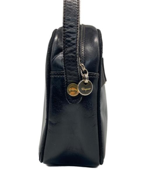 Salvatore Ferragamo（サルヴァトーレ フェラガモ）Salvatore Ferragamo (サルヴァトーレ フェラガモ) ヴァラリボン ショルダーバッグ ブラック サイズ:サイズ詳細参照の古着・服飾アイテム
