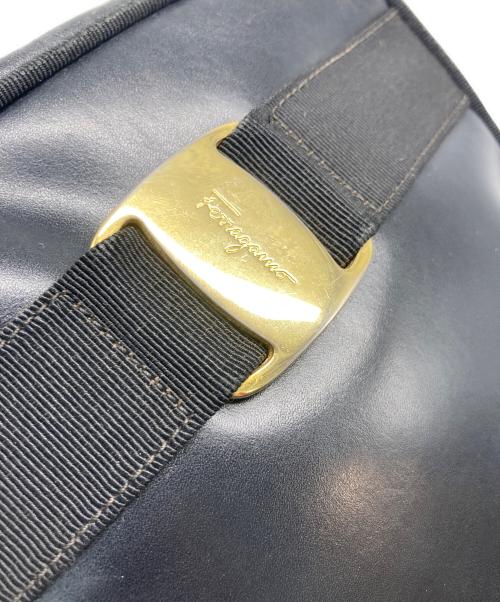 Salvatore Ferragamo（サルヴァトーレ フェラガモ）Salvatore Ferragamo (サルヴァトーレ フェラガモ) ヴァラリボン ショルダーバッグ ブラック サイズ:サイズ詳細参照の古着・服飾アイテム