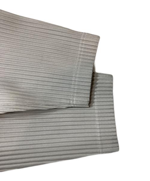 HOMME PLISSE ISSEY MIYAKE（オム プリッセ イッセイ ミヤケ）HOMME PLISSE ISSEY MIYAKE (オム プリッセ イッセイ ミヤケ) プリーツパンツ グレー サイズ:2の古着・服飾アイテム