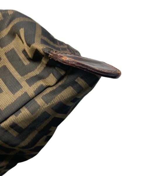 FENDI（フェンディ）FENDI (フェンディ) ズッカ柄ポーチ ブラウンの古着・服飾アイテム