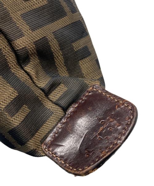 FENDI（フェンディ）FENDI (フェンディ) ズッカ柄ポーチ ブラウンの古着・服飾アイテム
