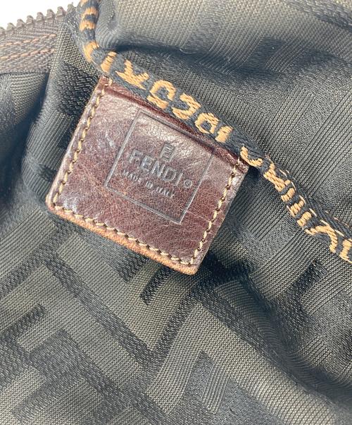 FENDI（フェンディ）FENDI (フェンディ) ズッカ柄ポーチ ブラウンの古着・服飾アイテム