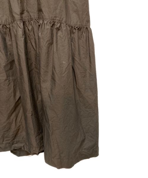 Gymphlex（ジムフレックス）Gymphlex (ジムフレックス) バンドカラーティアードワンピース ブラウン サイズ:14の古着・服飾アイテム