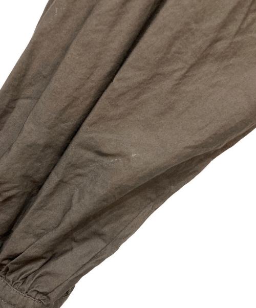Gymphlex（ジムフレックス）Gymphlex (ジムフレックス) バンドカラーティアードワンピース ブラウン サイズ:14の古着・服飾アイテム