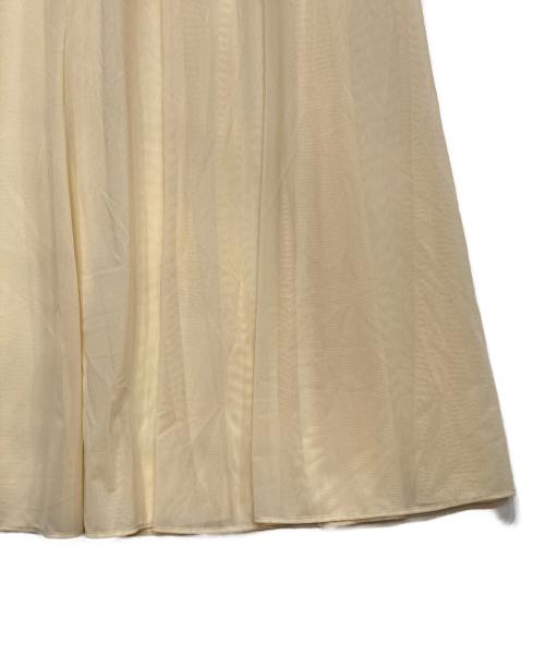 CLANE（クラネ）CLANE (クラネ) SHEER FLARE MERMAID SKIRT アイボリーの古着・服飾アイテム