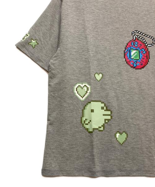 SNIDEL HOME（スナイデルホーム）SNIDEL HOME (スナイデルホーム) たまごっち (タマゴッチ) くちぱっち Tシャツ グレー サイズ:FREE 未使用品の古着・服飾アイテム