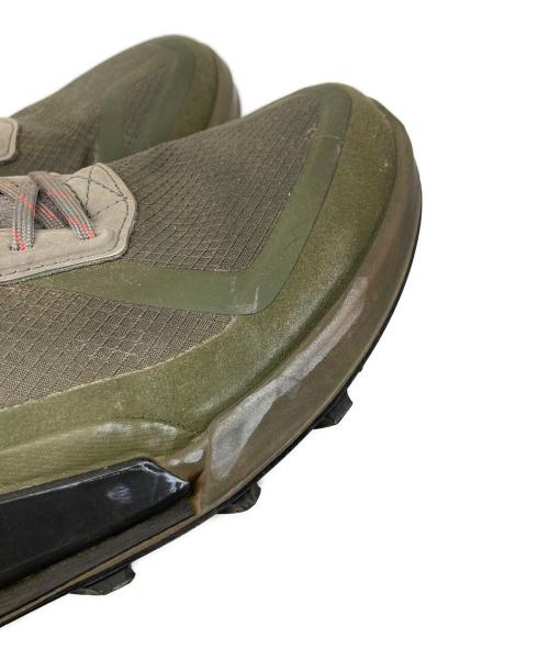 ECCO（エコー）ECCO (エコー) Biom 2.1 Mid Gore-tex 防水クロストレーナー カーキ サイズ:27.5cmの古着・服飾アイテム