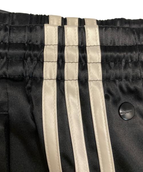 adidas（アディダス）adidas (アディダス) サテンアディブレイク パンツ ブラック サイズ:Mの古着・服飾アイテム