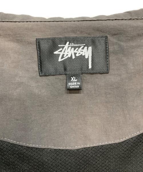 stussy（ステューシー）stussy (ステューシー) BEACH SHELL WAVE DYE グレー サイズ:XLの古着・服飾アイテム