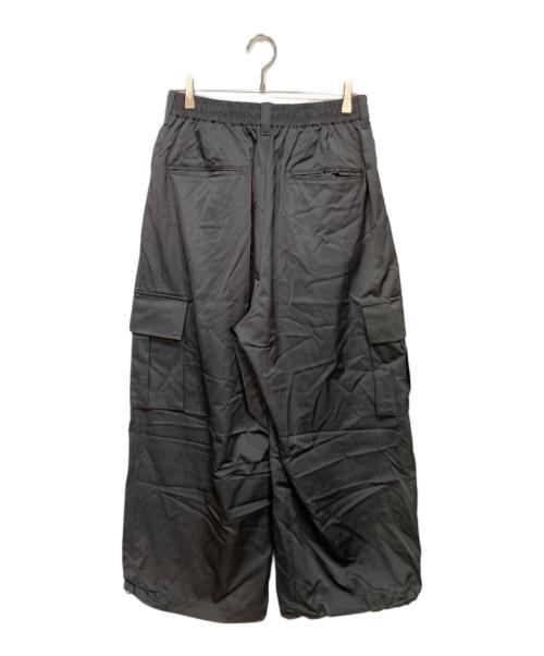 MAISON SPECIAL（メゾンスペシャル）MAISON SPECIAL (メゾンスペシャル) Drapery Satin Prime-Wide Cargo Pants グレー サイズ:1の古着・服飾アイテム