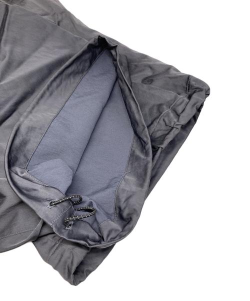 MAISON SPECIAL（メゾンスペシャル）MAISON SPECIAL (メゾンスペシャル) Drapery Satin Prime-Wide Cargo Pants グレー サイズ:1の古着・服飾アイテム