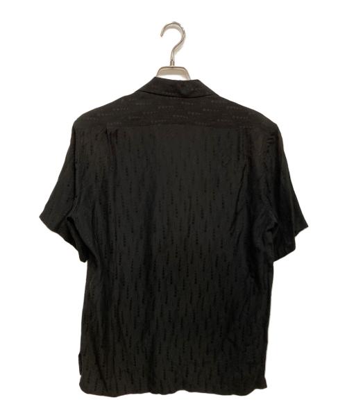 Saint Laurent Paris（サンローランパリ）Saint Laurent Paris (サンローランパリ) スターエンブロイダリーシルク半袖シャツ ブラック サイズ:39の古着・服飾アイテム