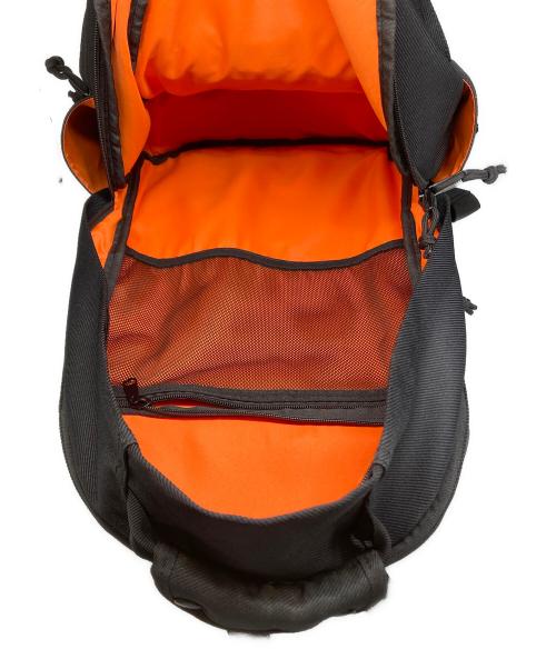 UNIVERSAL OVERALL（ユニバーサルオーバーオール）UNIVERSAL OVERALL (ユニバーサルオーバーオール) 3LAYER BACKPACK ブラックの古着・服飾アイテム