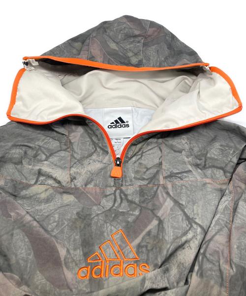 adidas（アディダス）adidas (アディダス) Originals Camo Q1 ジャケット グレー サイズ:XLの古着・服飾アイテム
