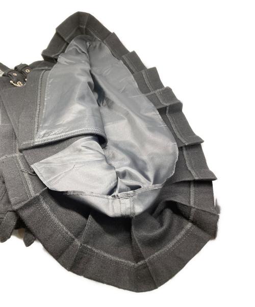 BURBERRY BLUE LABEL（バーバリー ブルー レーベル）BURBERRY BLUE LABEL (バーバリー ブルー レーベル) ウールプリーツスカート ブラック サイズ:36の古着・服飾アイテム