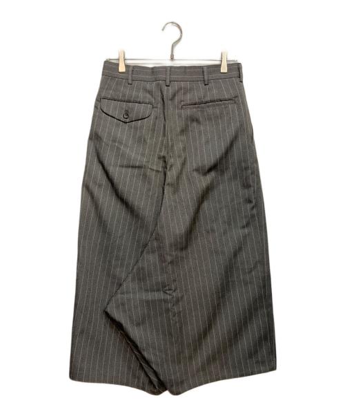 COMME des GARCONS COMME des GARCONS（コムデギャルソン コムデギャルソン）COMME des GARCONS COMME des GARCONS (コムデギャルソン コムデギャルソン) クロップド ストライプ パンツ グレー サイズ:XSの古着・服飾アイテム