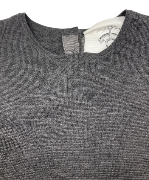 Black Fleece by BROOKS BROTHERS（ブラックフリース バイ ブルックスブラザーズ）Black Fleece by BROOKS BROTHERS (ブラックフリース バイ ブルックスブラザーズ) ノースリーブ ニットワンピース グレー サイズ:BB0の古着・服飾アイテム