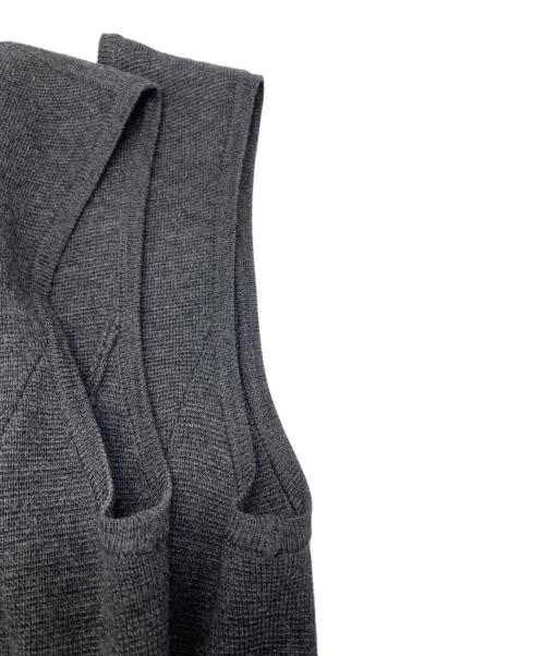 Black Fleece by BROOKS BROTHERS（ブラックフリース バイ ブルックスブラザーズ）Black Fleece by BROOKS BROTHERS (ブラックフリース バイ ブルックスブラザーズ) ノースリーブ ニットワンピース グレー サイズ:BB0の古着・服飾アイテム