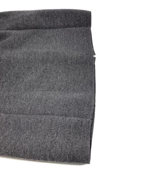 Black Fleece by BROOKS BROTHERS（ブラックフリース バイ ブルックスブラザーズ）Black Fleece by BROOKS BROTHERS (ブラックフリース バイ ブルックスブラザーズ) ノースリーブ ニットワンピース グレー サイズ:BB0の古着・服飾アイテム