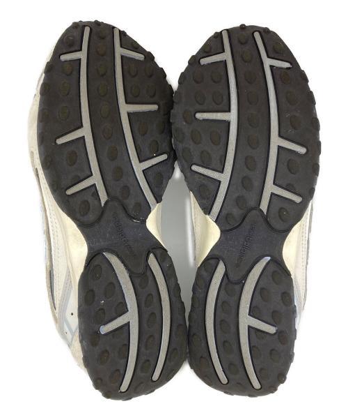 NEW BALANCE（ニューバランス）NEW BALANCE (ニューバランス) スニーカー グレー×ホワイト サイズ:23.5㎝の古着・服飾アイテム