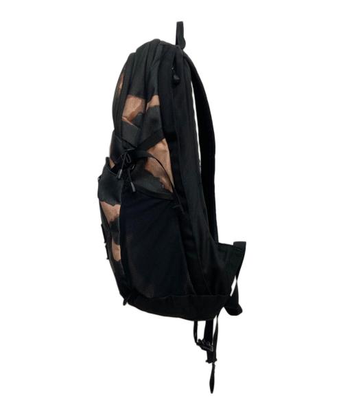THE NORTH FACE（ザ ノース フェイス）THE NORTH FACE (ザ ノース フェイス) SUPREME (シュプリーム) Bleached Denim Print Pocono Backpack ベージュ×ブラックの古着・服飾アイテム