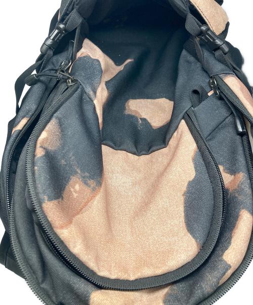 THE NORTH FACE（ザ ノース フェイス）THE NORTH FACE (ザ ノース フェイス) SUPREME (シュプリーム) Bleached Denim Print Pocono Backpack ベージュ×ブラックの古着・服飾アイテム