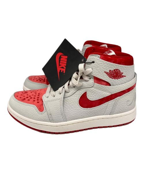 NIKE（ナイキ）NIKE (ナイキ) WMNS AIR JORDAN 1 ZOOM AIR CMFT 2 SP グレー×レッド サイズ:25cm 未使用品の古着・服飾アイテム