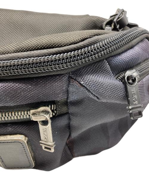 TUMI（トゥミ）TUMI (トゥミ) kelley sling ボディバッグ ネイビーの古着・服飾アイテム