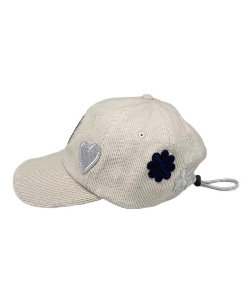 Bibiy.（ビビィ）Bibiy. (ビビィ) B. CLUB CAP ホワイトの古着・服飾アイテム
