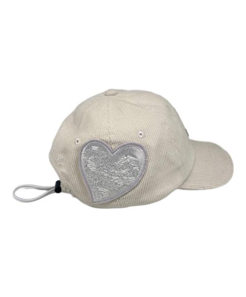 Bibiy.（ビビィ）Bibiy. (ビビィ) B. CLUB CAP ホワイトの古着・服飾アイテム