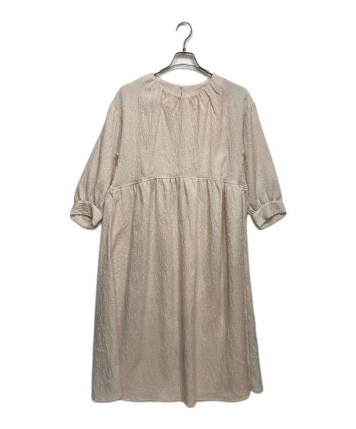 BEARDSLEY（ビアズリー）BEARDSLEY (ビアズリー) フクレジャガード ワンピース アイボリー サイズ:Fの古着・服飾アイテム