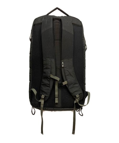 OAKLEY（オークリー）OAKLEY (オークリー) リュック グレーの古着・服飾アイテム