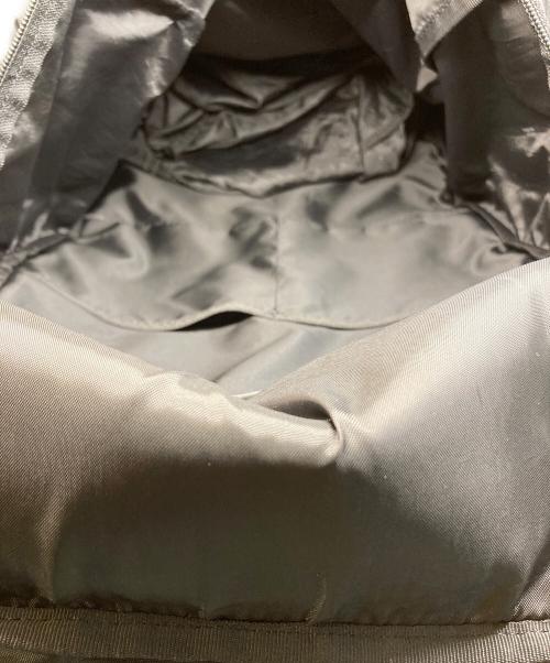 OAKLEY（オークリー）OAKLEY (オークリー) リュック グレーの古着・服飾アイテム