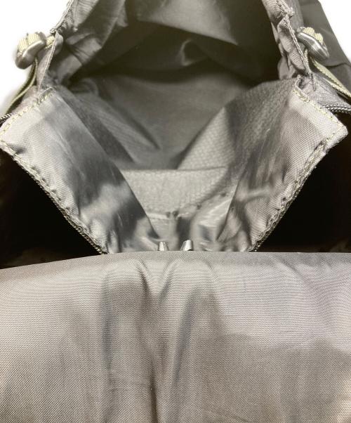 OAKLEY（オークリー）OAKLEY (オークリー) リュック グレーの古着・服飾アイテム