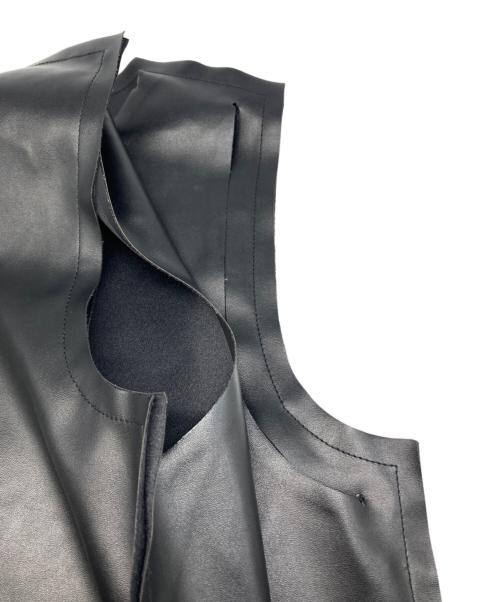 MM6 Maison Margiela（エムエムシックスメゾンマルジェラ）MM6 Maison Margiela (エムエムシックスメゾンマルジェラ) エコ レザー ベスト ブラック サイズ:36の古着・服飾アイテム