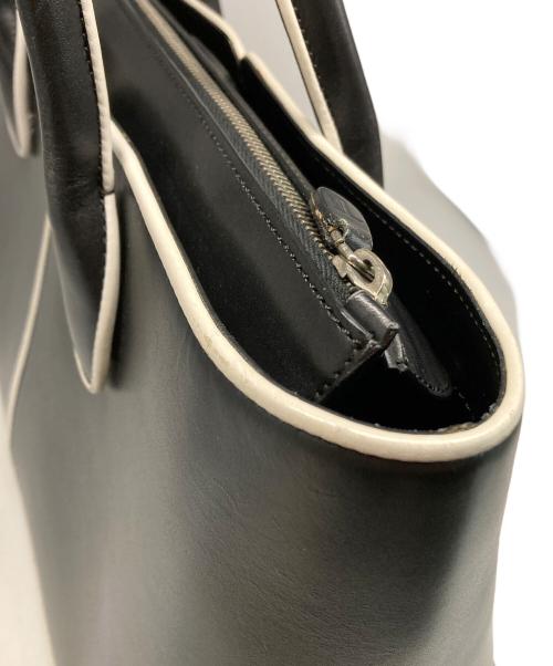 TOD'S（トッズ）TOD'S (トッズ) Dバッグ /レザートートバッグ ブラック×ホワイトの古着・服飾アイテム