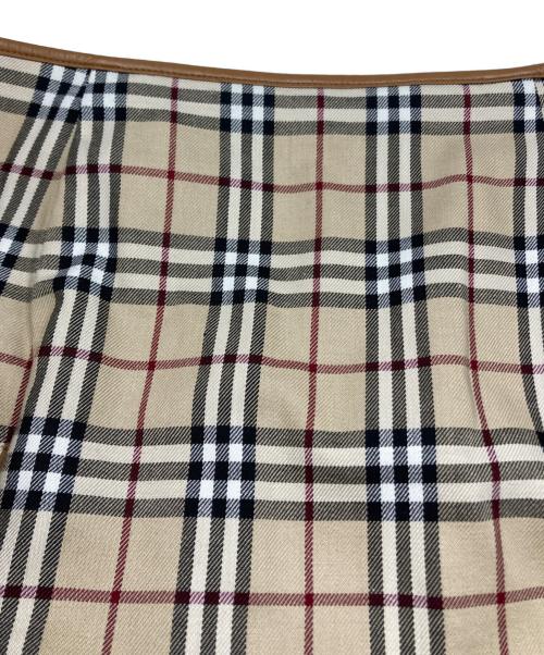 BURBERRY BLUE LABEL（バーバリー ブルー レーベル）BURBERRY BLUE LABEL (バーバリー ブルー レーベル) 裏ノバチェック 巻きスカート ベージュ×グレー サイズ:38の古着・服飾アイテム