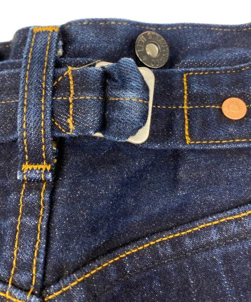 LEVI'S（リーバイス）LEVI'S (リーバイス) 復刻201 シンチバックデニムパンツ インディゴ サイズ:W31×L34の古着・服飾アイテム
