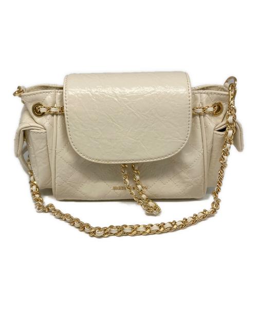 CHARLES & KEITH（チャールズアンドキース）CHARLES & KEITH (チャールズアンドキース) Duo ドゥオ ツーウェイフロントフラップバックパック ホワイトの古着・服飾アイテム