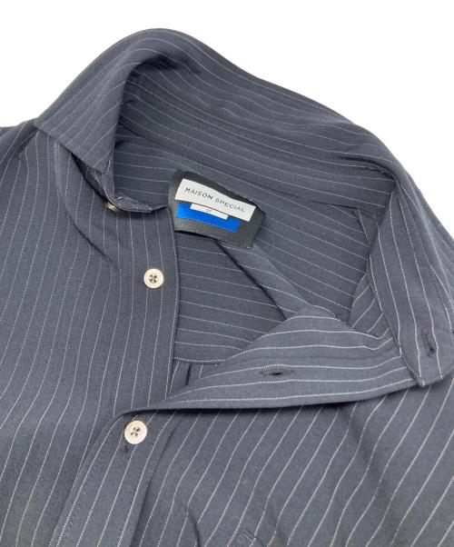 MAISON SPECIAL（メゾンスペシャル）MAISON SPECIAL (メゾンスペシャル) Frieren Stripe Prime-Over Regular Collar Shirt ネイビー サイズ:1の古着・服飾アイテム