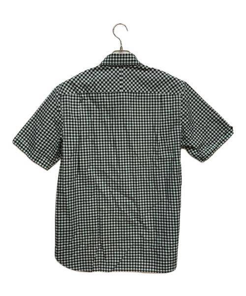 FRED PERRY（フレッドペリー）FRED PERRY (フレッドペリー) 半袖シャツ グリーン×ブラック サイズ:Mの古着・服飾アイテム