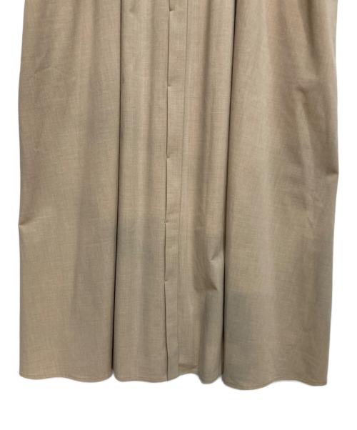 INED（イネド）INED (イネド) バンドカラーワンピース ベージュ サイズ:9 未使用品の古着・服飾アイテム