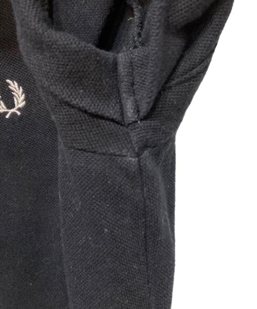 FRED PERRY（フレッドペリー）FRED PERRY (フレッドペリー) AMY WINEHOUSE (アイミー・ワインハウス) ポロシャツ ブラック サイズ:Mの古着・服飾アイテム