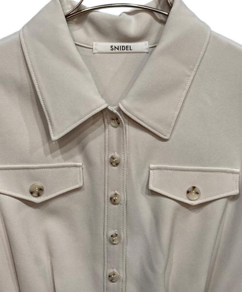 Snidel（スナイデル）Snidel (スナイデル) トレンチディテールオールインワン ベージュの古着・服飾アイテム