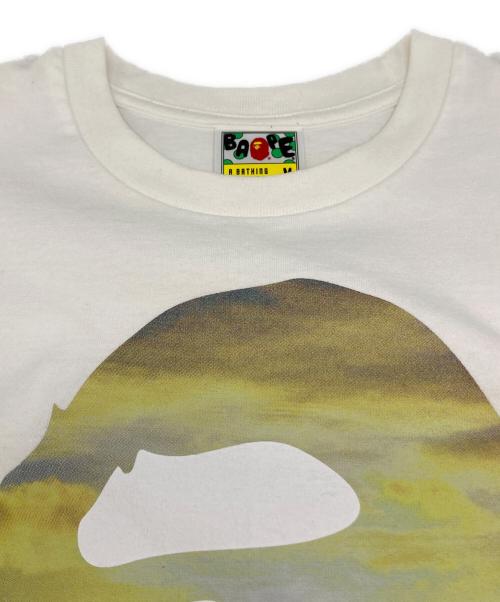A BATHING APE（アベイシングエイプ）A BATHING APE (アベイシングエイプ) Tシャツ ホワイト サイズ:Mの古着・服飾アイテム