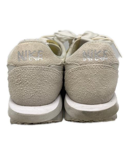 NIKE（ナイキ）NIKE (ナイキ) sacai (サカイ) LDV Waffle LDワッフル アイボリー サイズ:US 9の古着・服飾アイテム