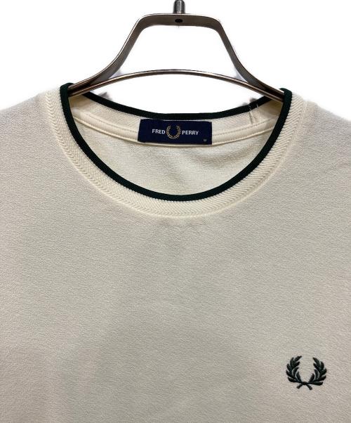 FRED PERRY（フレッドペリー）FRED PERRY (フレッドペリー) TRIM DETAIL CREPE PIQUE TEE アイボリー サイズ:Ｍの古着・服飾アイテム