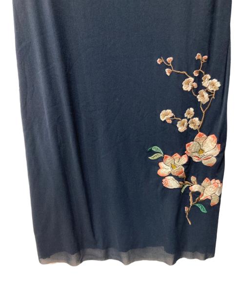 VIVIENNE TAM（ヴィヴィアンタム）VIVIENNE TAM (ヴィヴィアンタム) 刺繍チャイナドレス ネイビー サイズ:Ｓの古着・服飾アイテム
